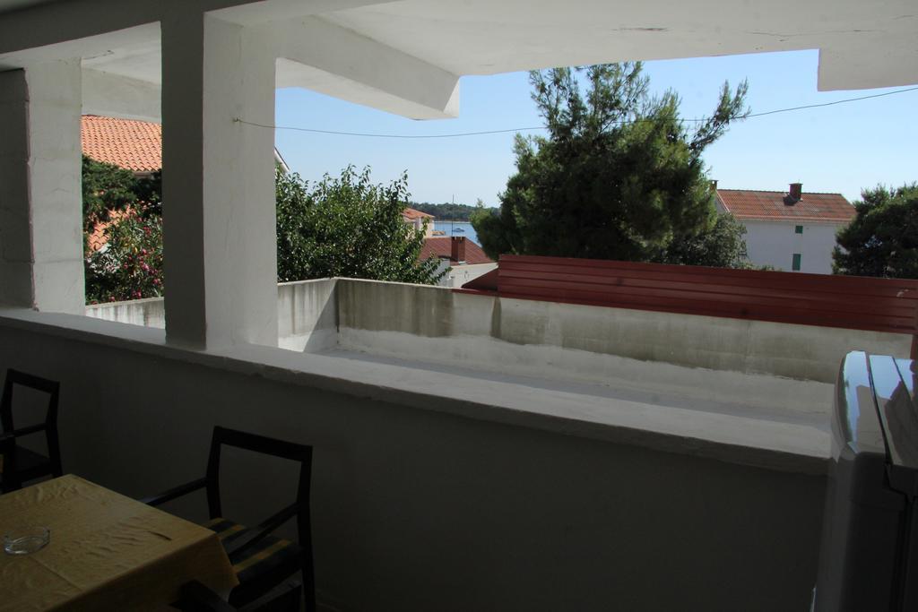 Novalja Guesthouse Economy Rooms מראה חיצוני תמונה