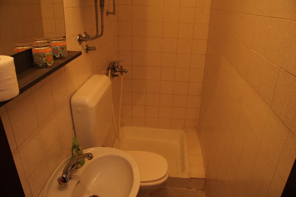 Novalja Guesthouse Economy Rooms מראה חיצוני תמונה