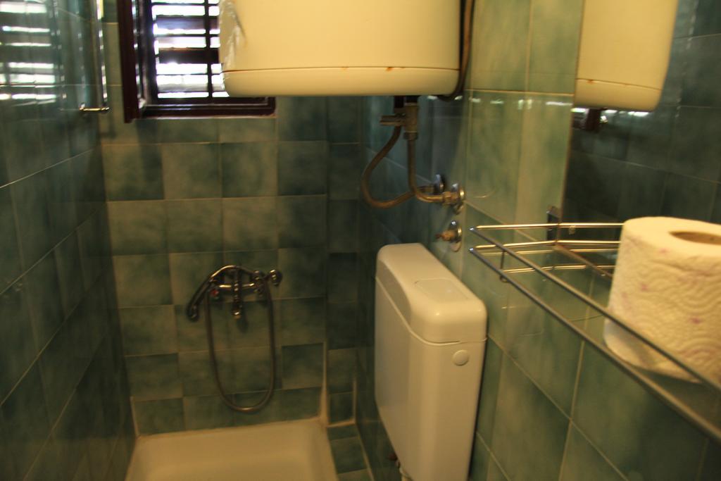 Novalja Guesthouse Economy Rooms מראה חיצוני תמונה