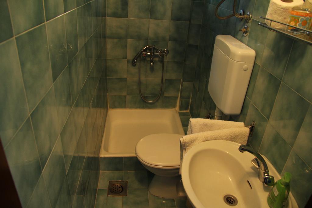 Novalja Guesthouse Economy Rooms מראה חיצוני תמונה