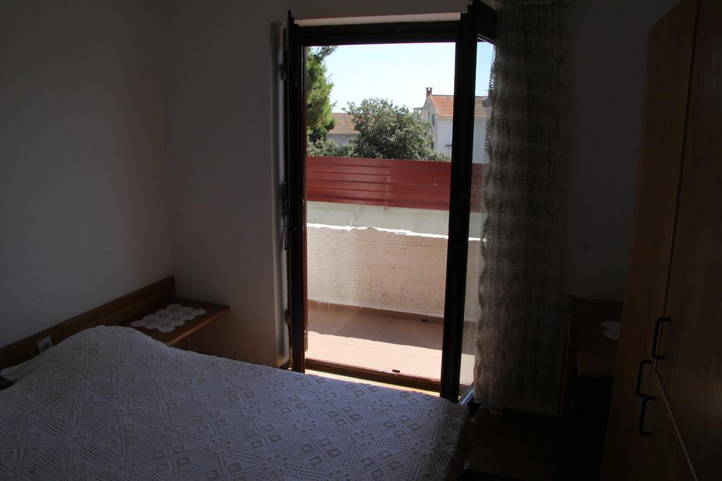 Novalja Guesthouse Economy Rooms מראה חיצוני תמונה